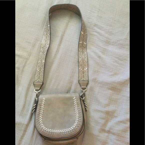 Urban Expressions Crossbody Bag - Picture 1 of 4